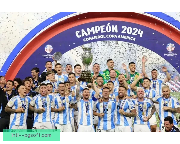 2024美洲杯决赛劳塔罗加时绝杀夺冠 阿根廷捧杯时刻再现传奇