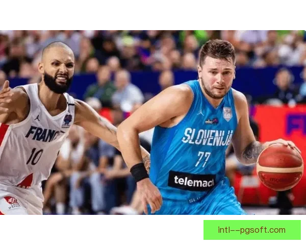 弗林蓬单赛季两双数据震撼欧洲篮球赛场引发广泛关注