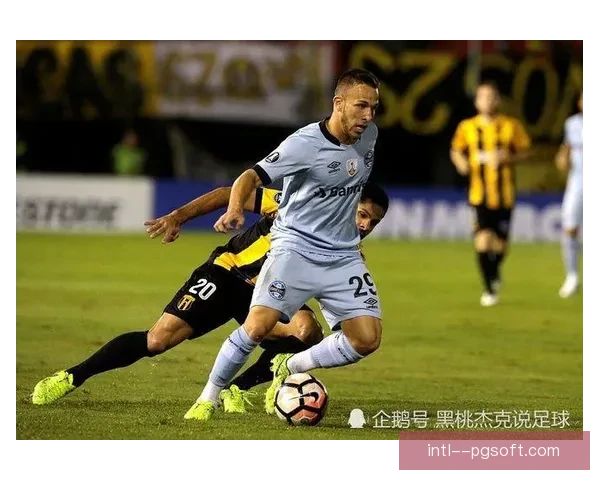 罗马足球俱乐部夏窗压哨免签德国前国脚胡梅尔斯加强防线